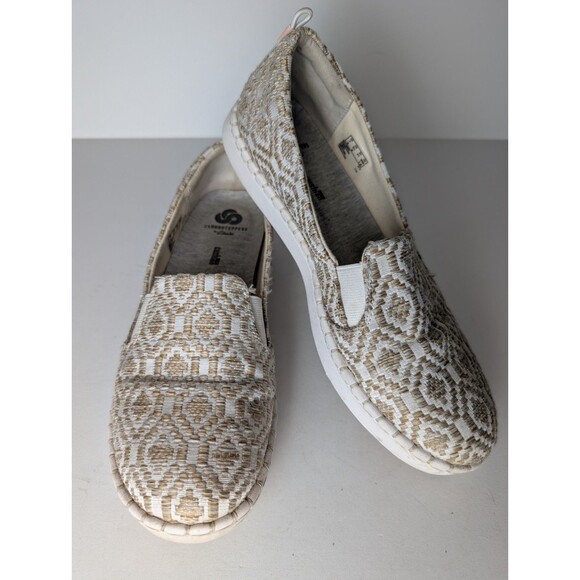 Clarks Cloudsteppers US 9.5M Cream Fabric Diamond Slip On Loafers Shoes Boho - Picture 1 of 12